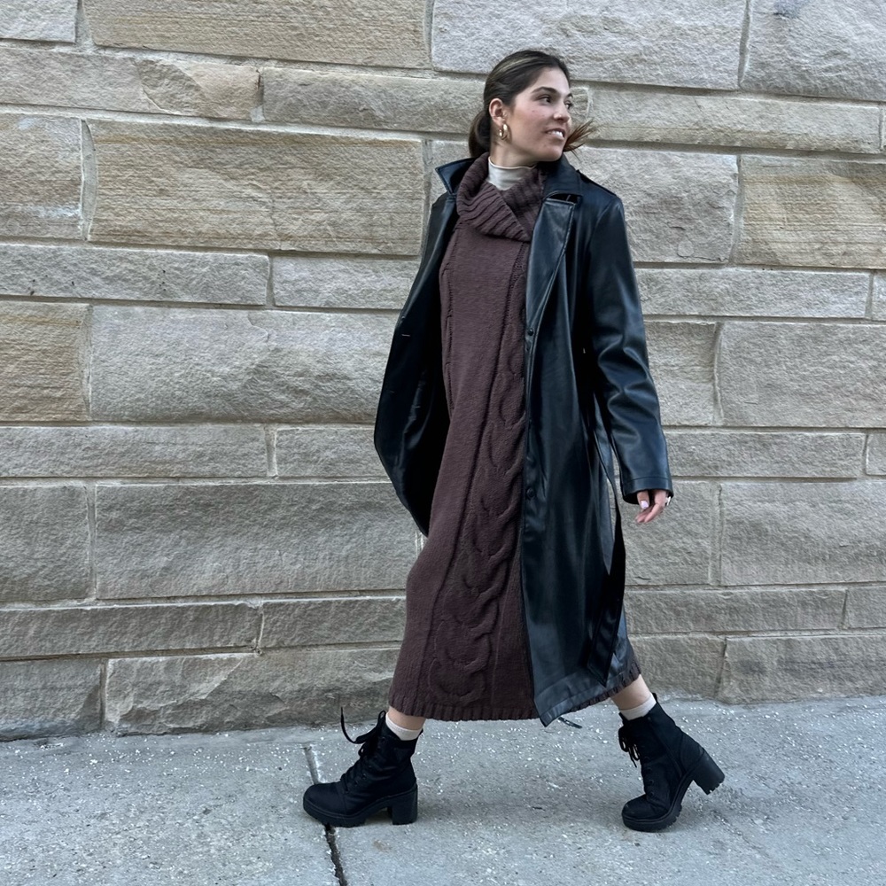 Meet your Posher, Abigail